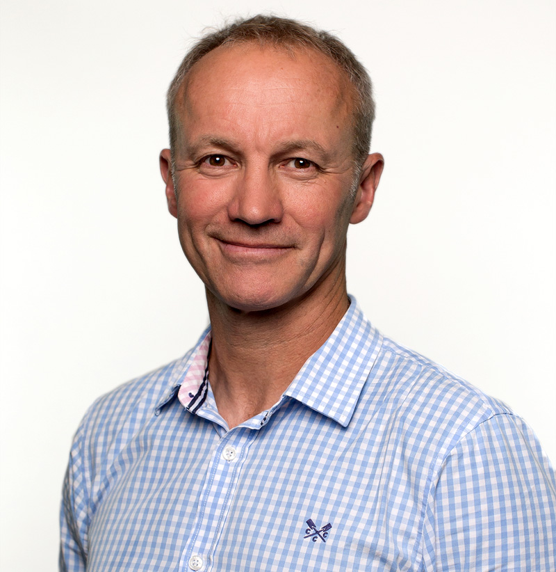 Dr Simon Courtman